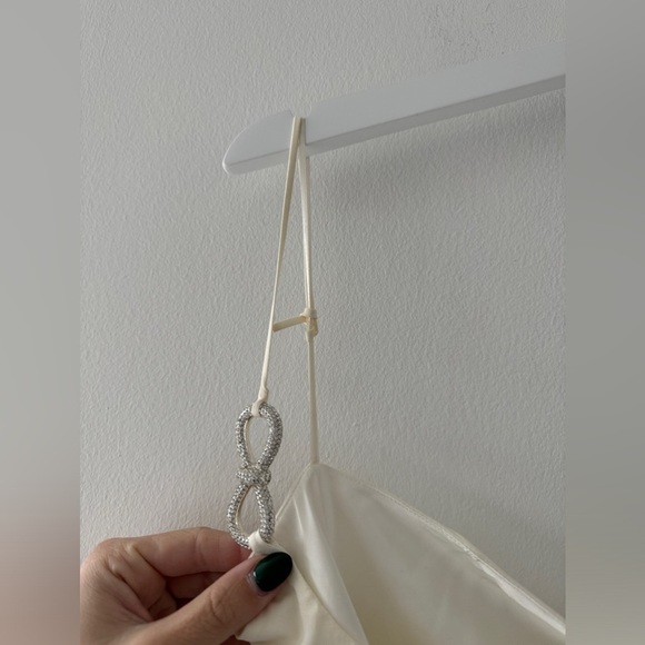 MACH & MACH Crystal Bow Embellished Draped Ivory Mini Dress 10 - Picture 11 of 15